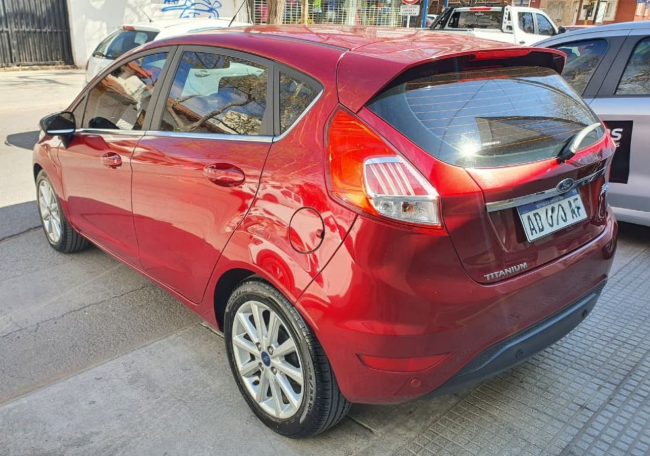 Ford Fiesta KD Usado en Mendoza, deRuedas
