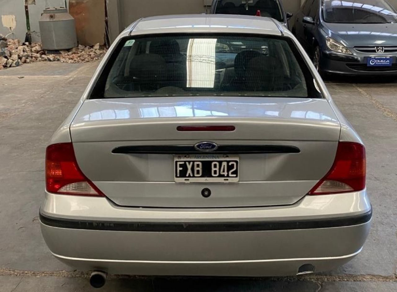 Ford Focus Usado Financiado en Mendoza, deRuedas