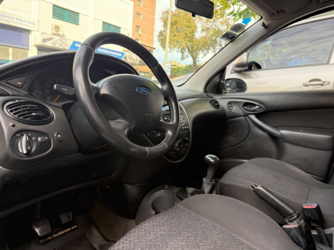 Ford Focus Usado Financiado en Mendoza, deRuedas