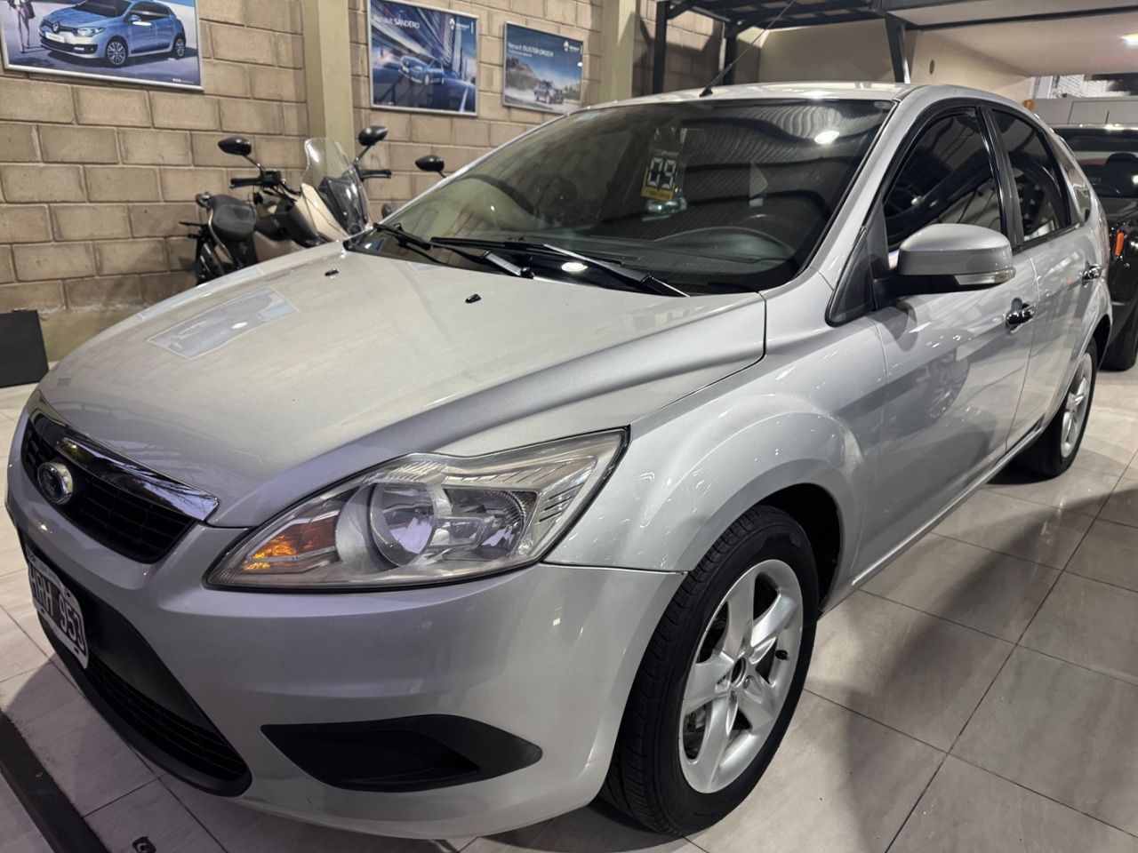 Ford Focus Usado Financiado en Mendoza, deRuedas