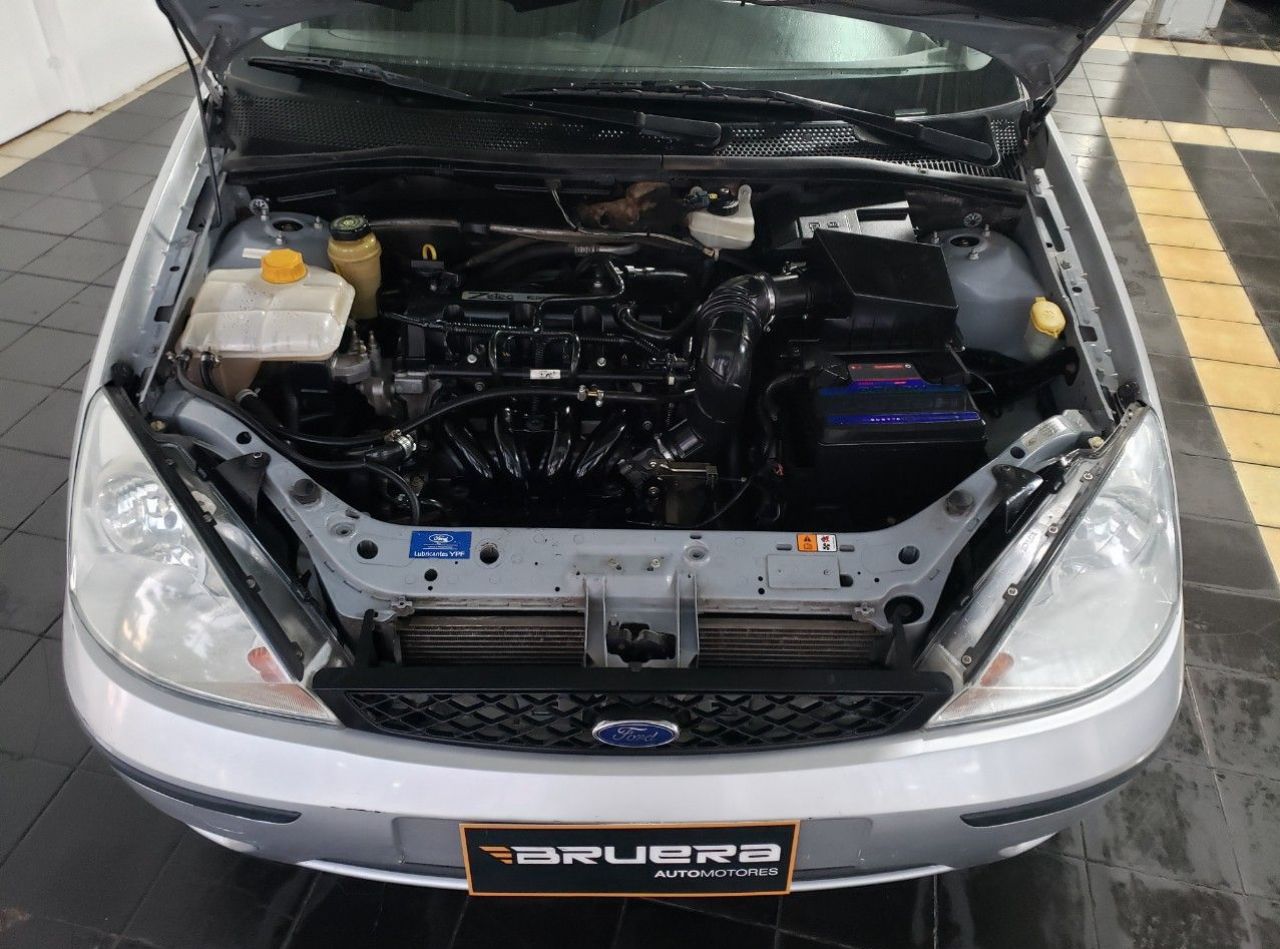 Ford Focus Usado Financiado en Mendoza, deRuedas