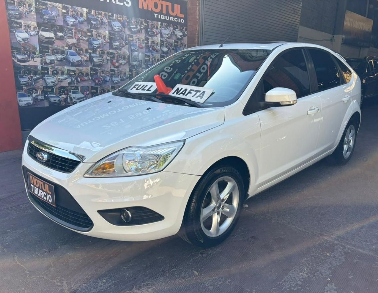 Ford Focus Usado Financiado en Mendoza, deRuedas
