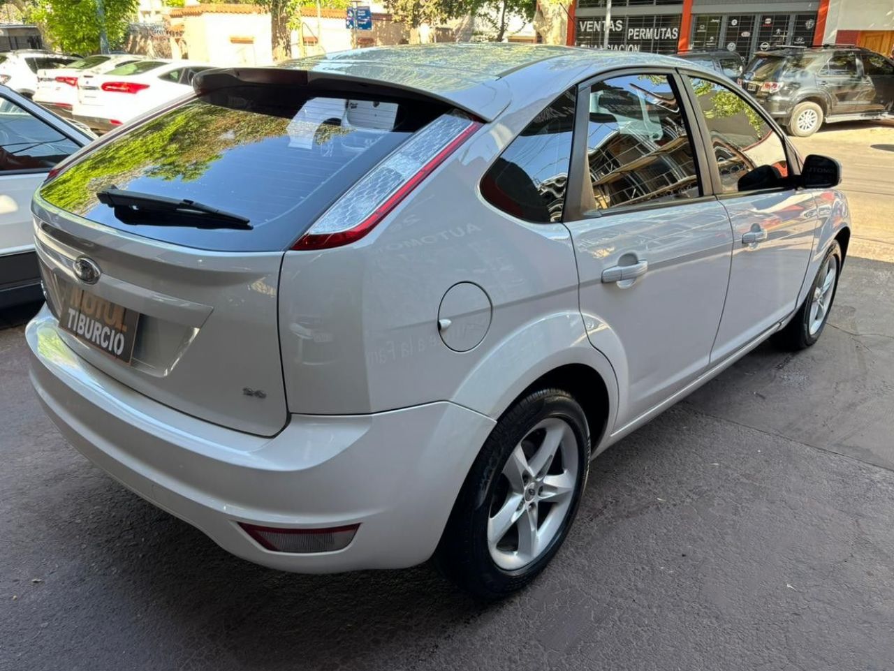 Ford Focus Usado Financiado en Mendoza, deRuedas