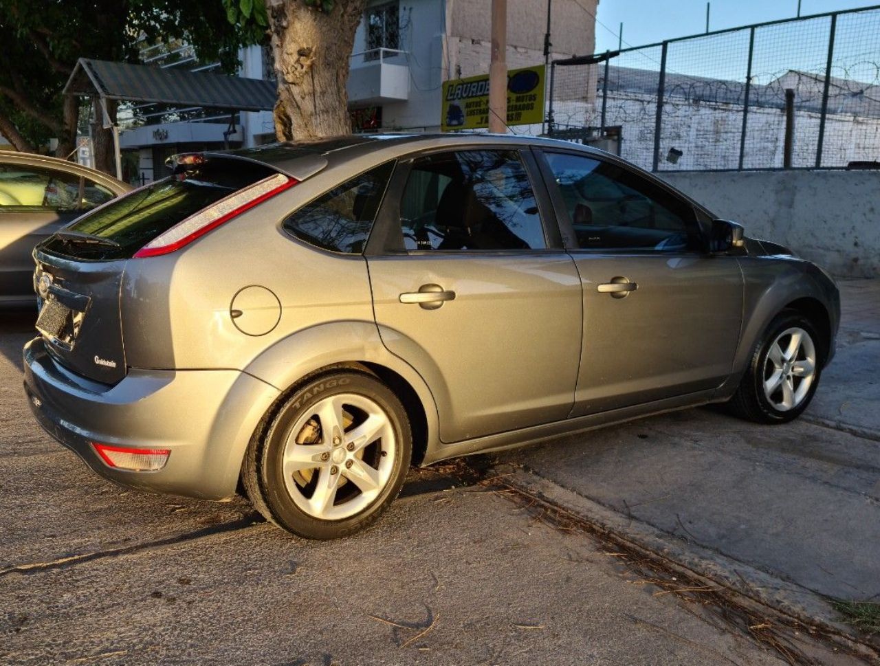 Ford Focus Usado Financiado en San Juan, deRuedas
