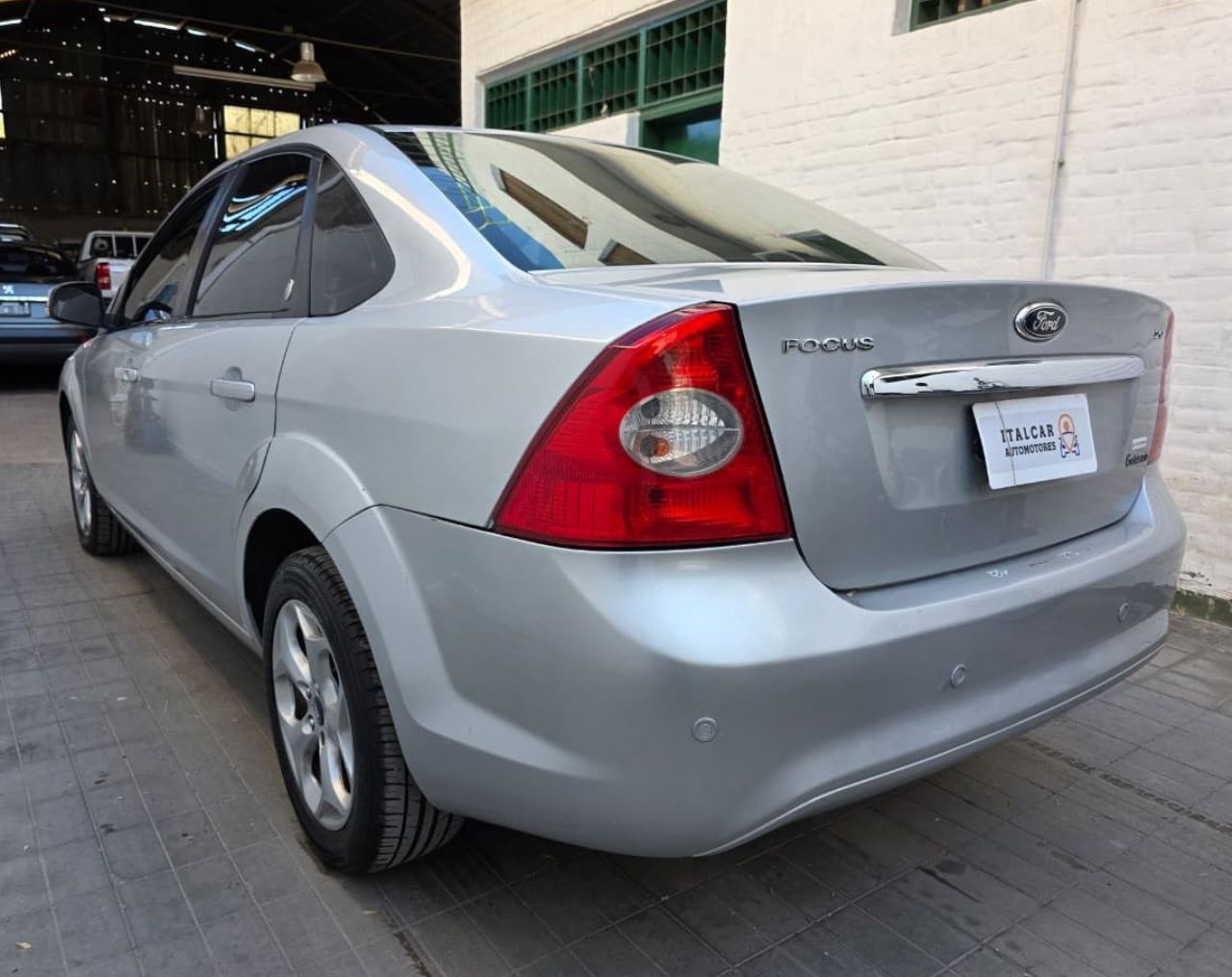 Ford Focus Usado Financiado en Mendoza, deRuedas