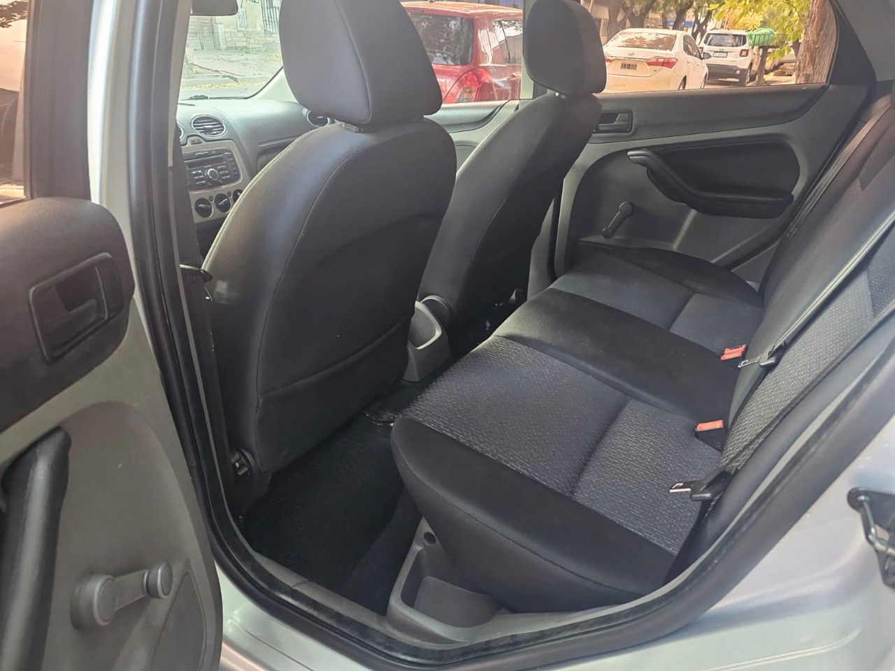 Ford Focus Usado Financiado en Mendoza, deRuedas