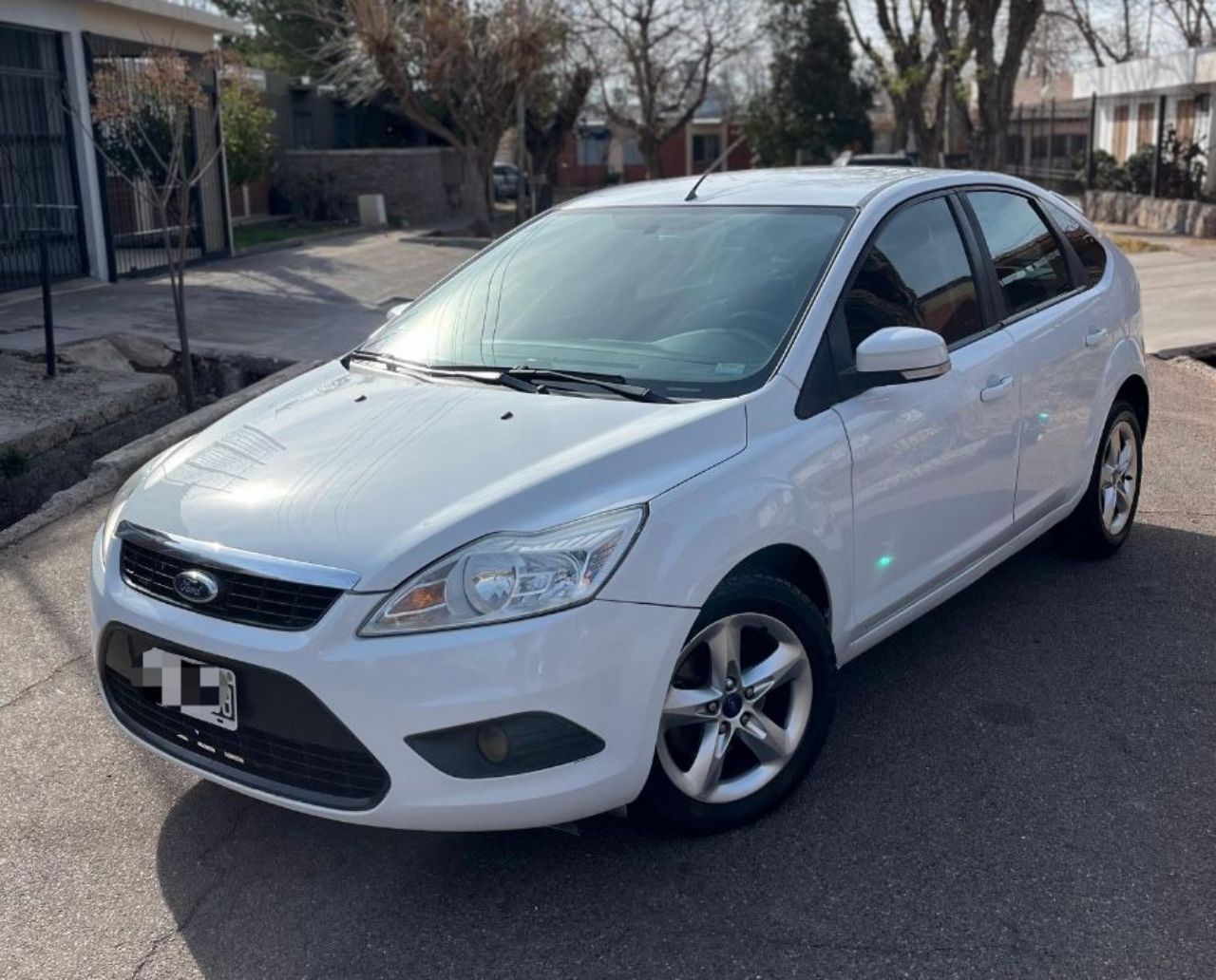 Ford Focus Usado Financiado en Mendoza, deRuedas