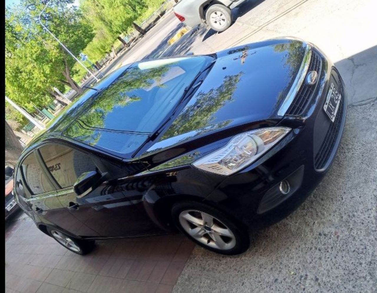 Ford Focus Usado Financiado en Mendoza, deRuedas