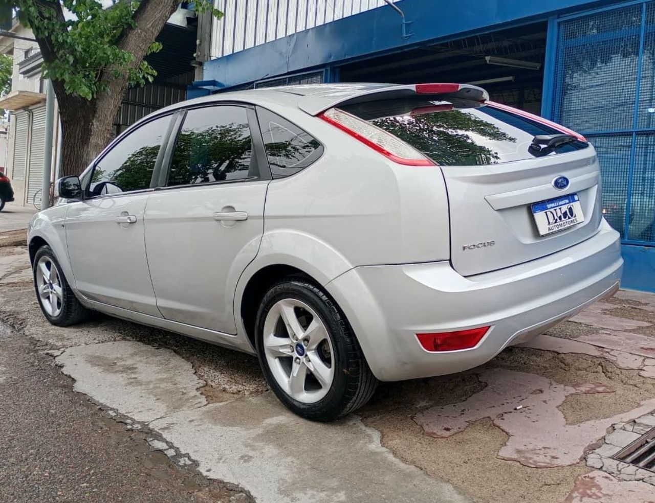 Ford Focus Usado Financiado en Mendoza, deRuedas