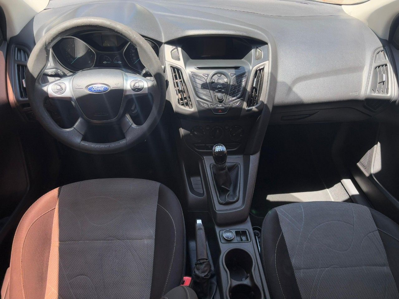 Ford Focus Usado Financiado en Mendoza, deRuedas