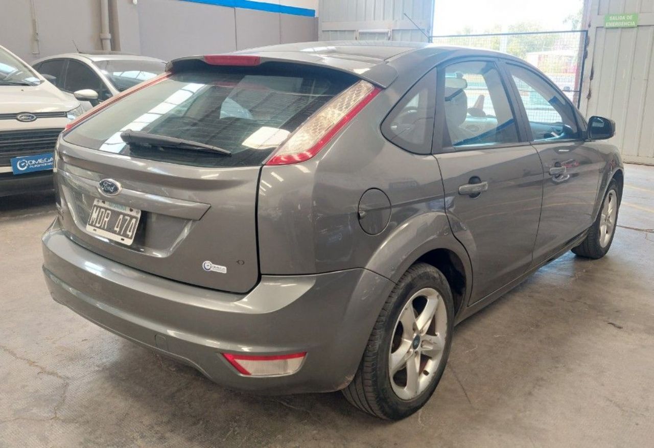 Ford Focus Usado Financiado en Mendoza, deRuedas