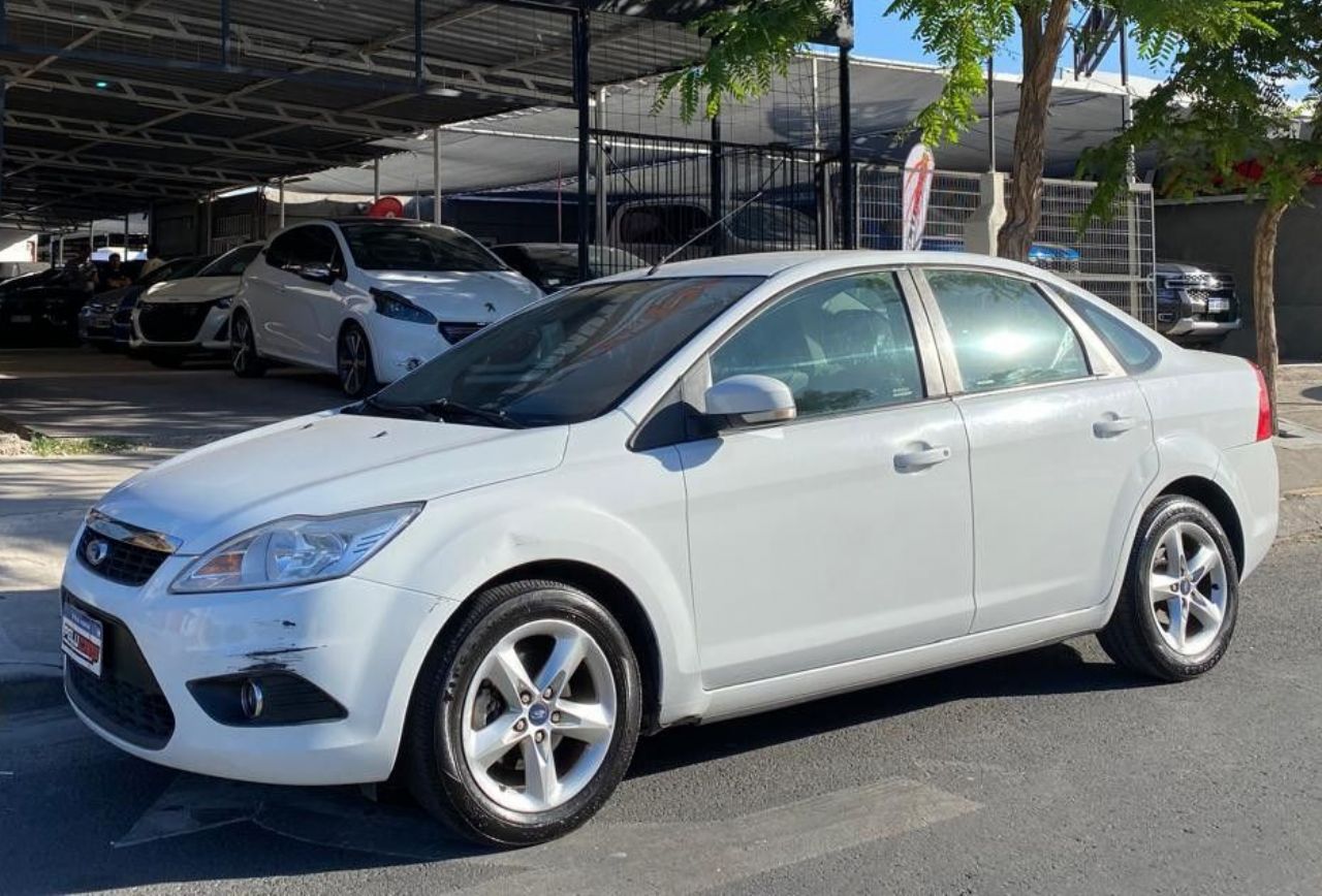 Ford Focus Usado Financiado en San Juan, deRuedas