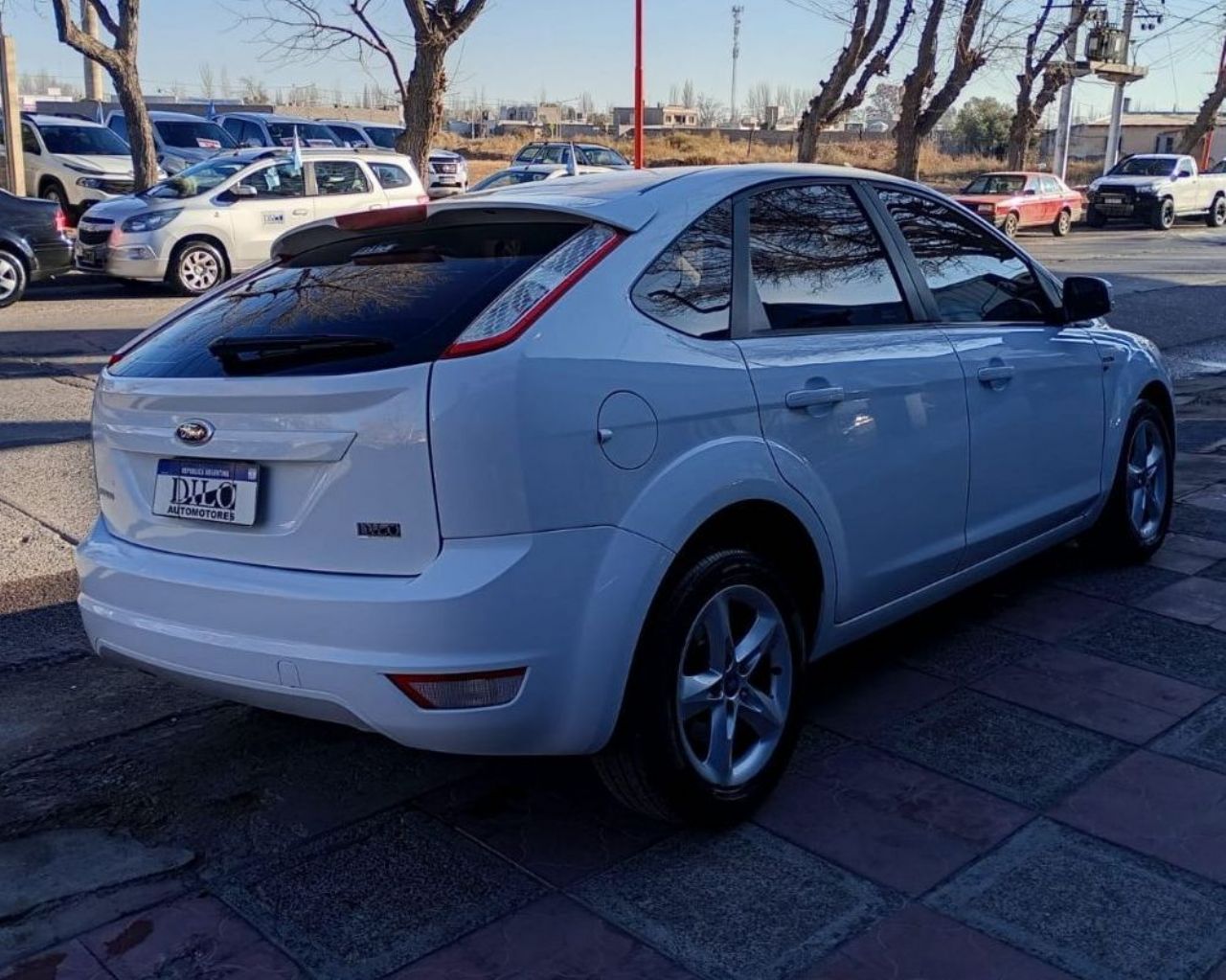 Ford Focus Usado Financiado en Mendoza, deRuedas