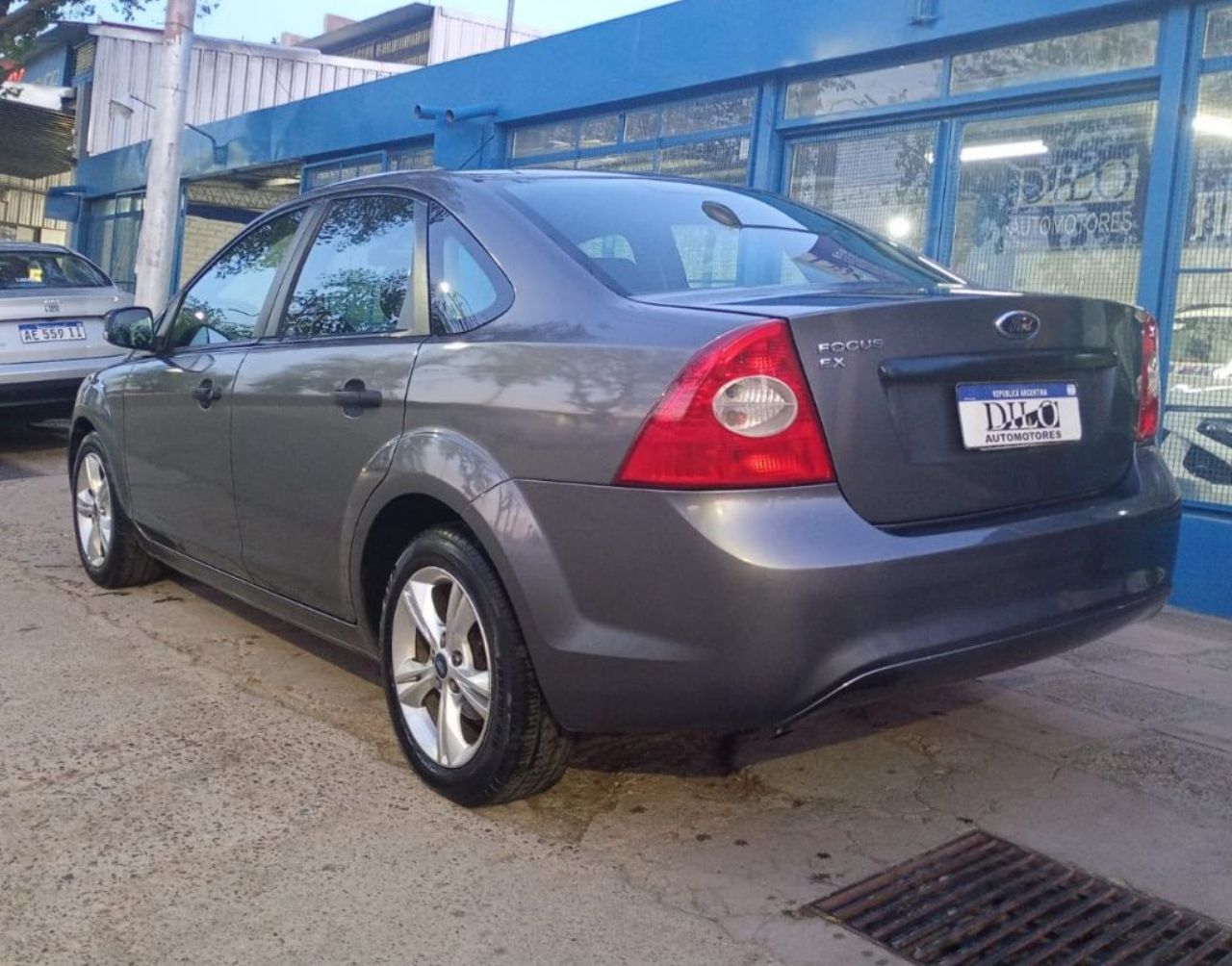 Ford Focus Usado Financiado en Mendoza, deRuedas
