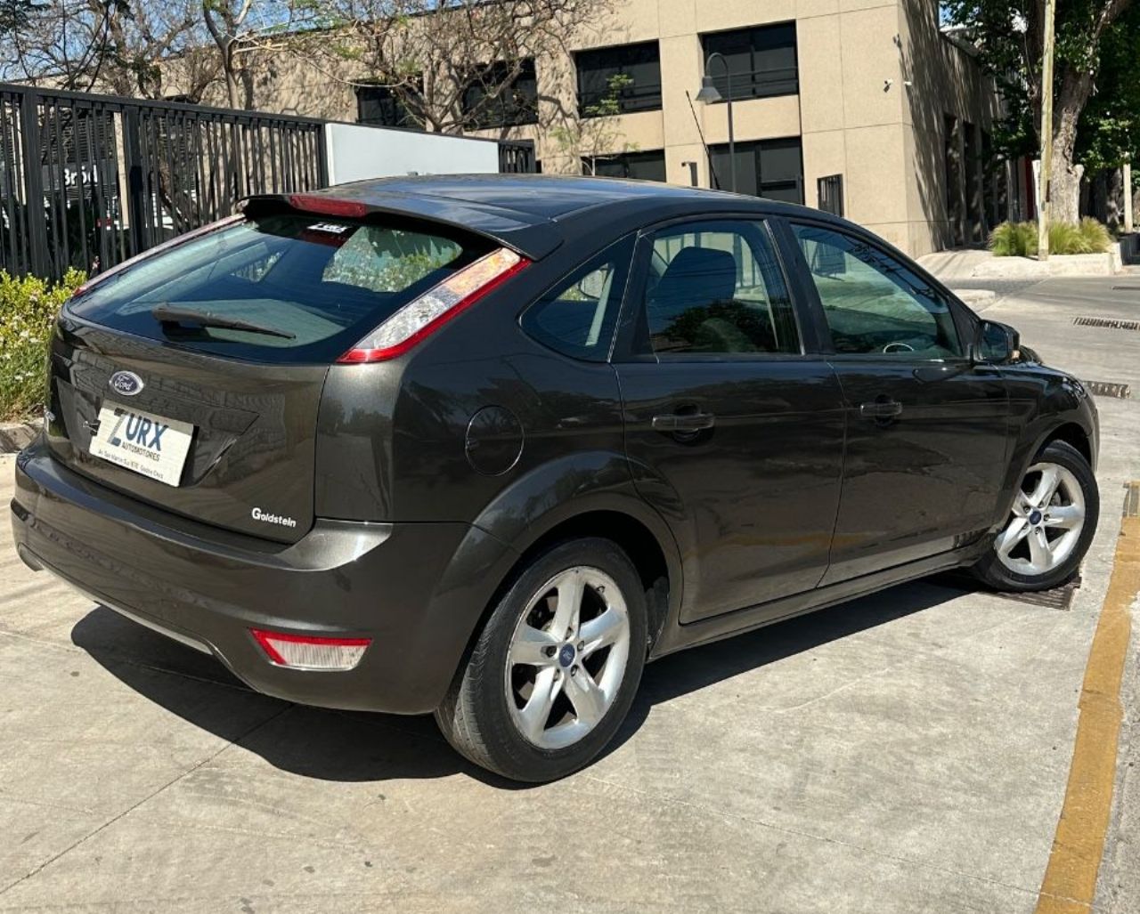 Ford Focus Usado Financiado en Mendoza, deRuedas