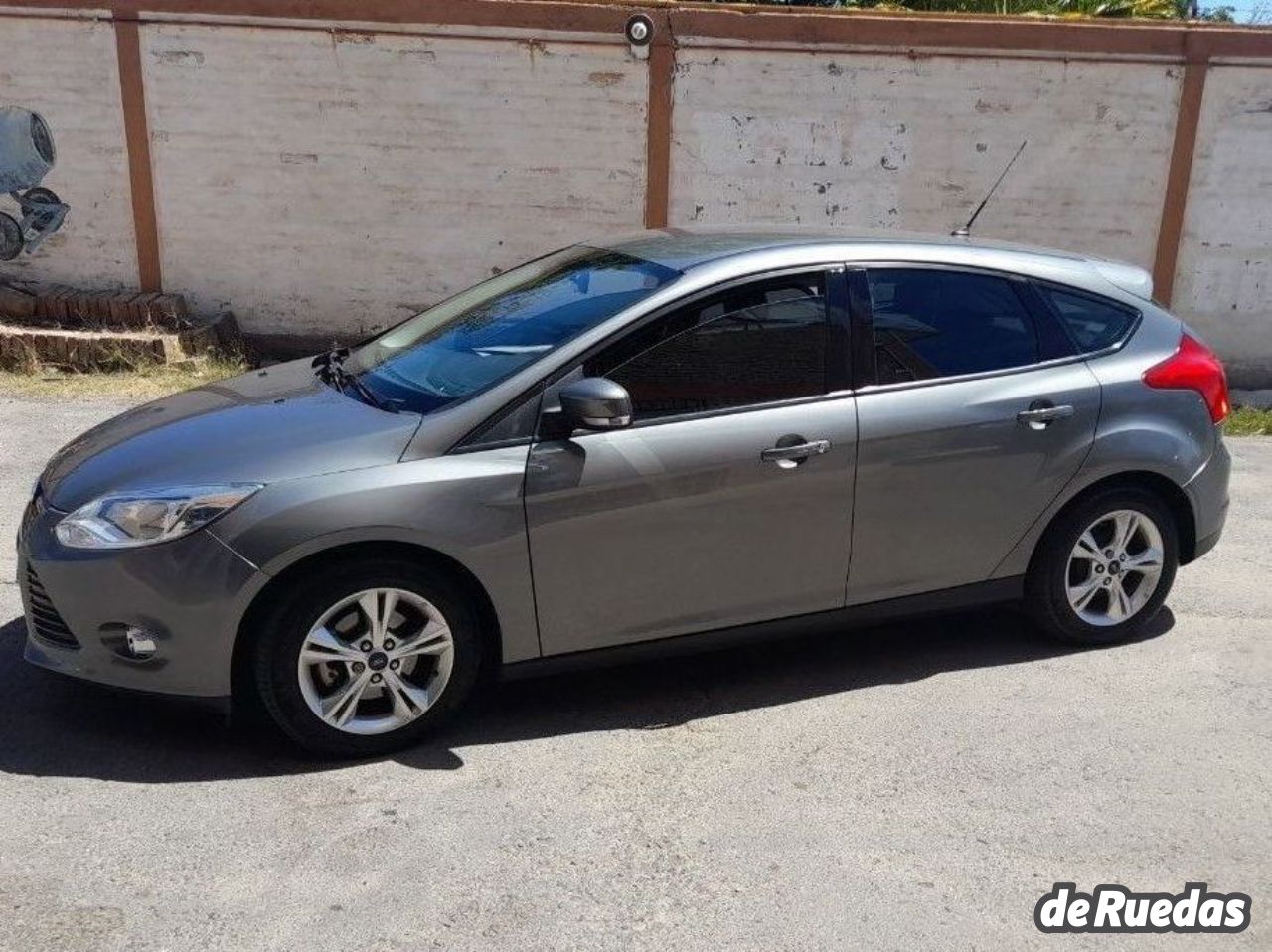 Ford Focus Usado en Mendoza, deRuedas