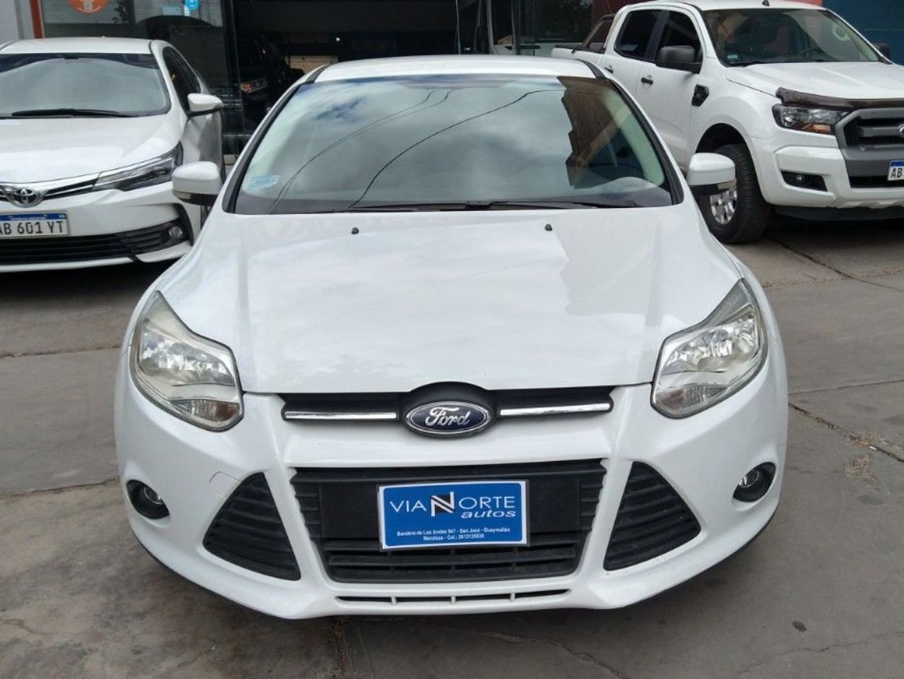 Ford Focus Usado Financiado en Mendoza, deRuedas