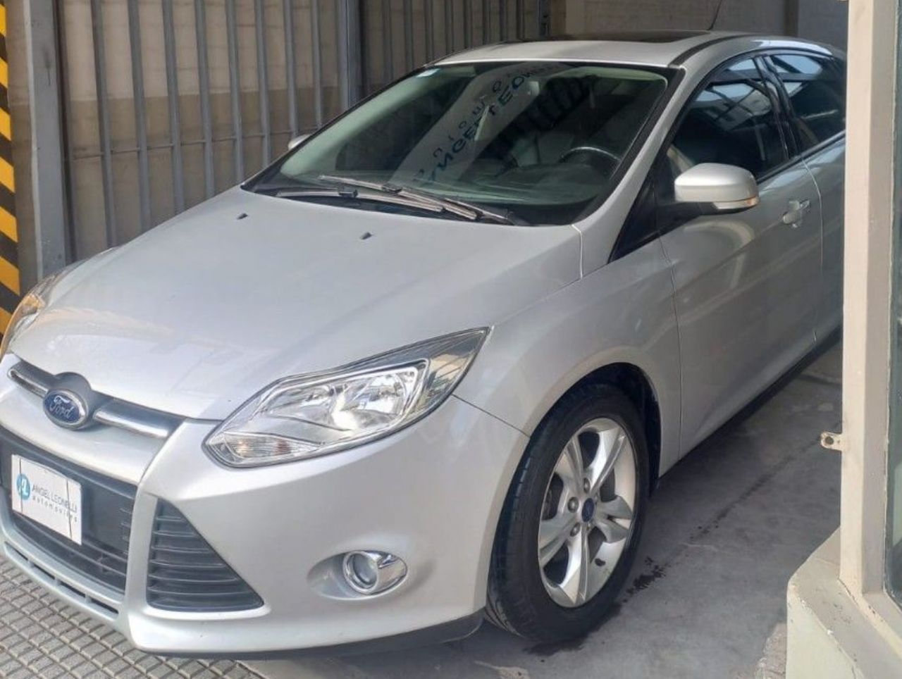 Ford Focus Usado Financiado en Mendoza, deRuedas