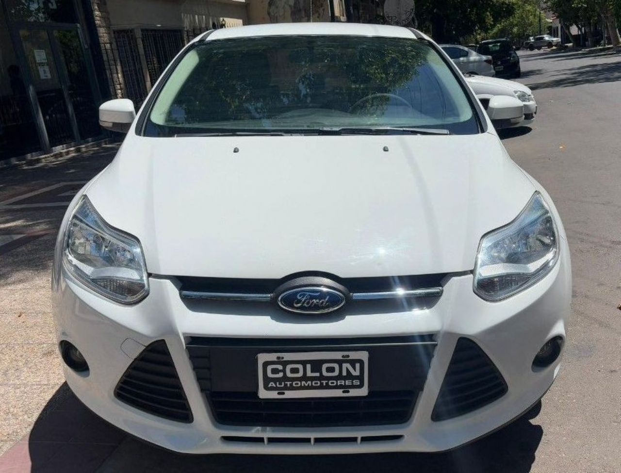 Ford Focus Usado Financiado en Mendoza, deRuedas