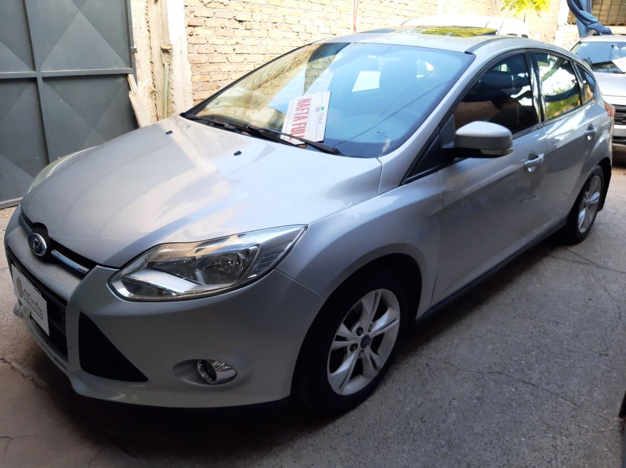 Ford Focus Usado Financiado en Mendoza, deRuedas