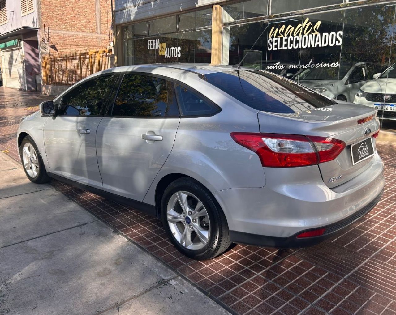 Ford Focus Usado Financiado en Mendoza, deRuedas