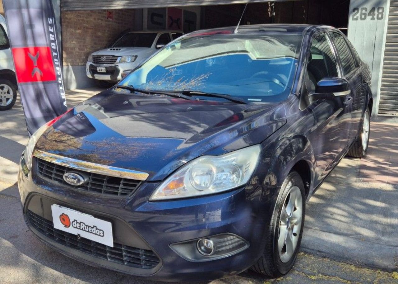 Ford Focus Usado Financiado en Mendoza, deRuedas