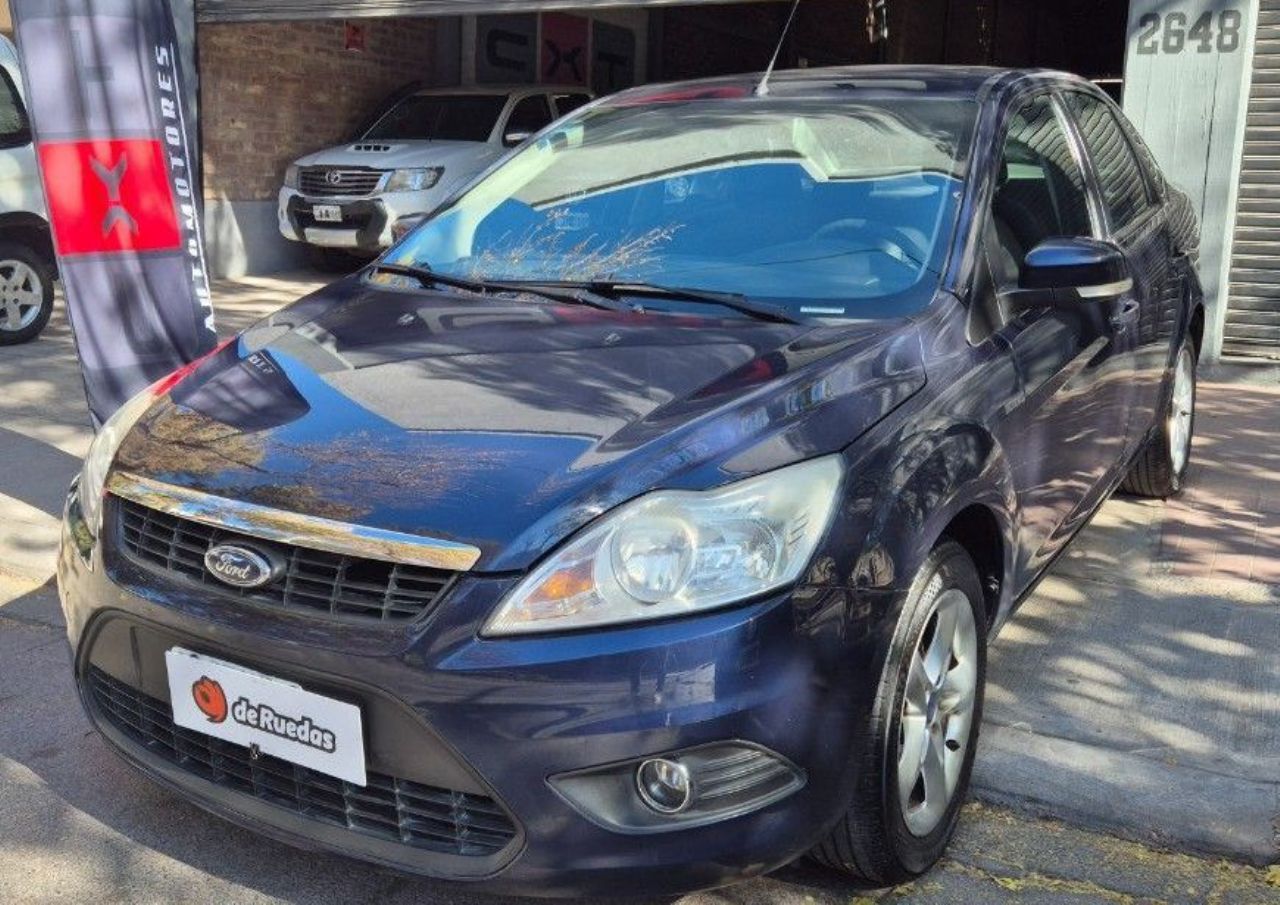 Ford Focus Usado Financiado en Mendoza, deRuedas