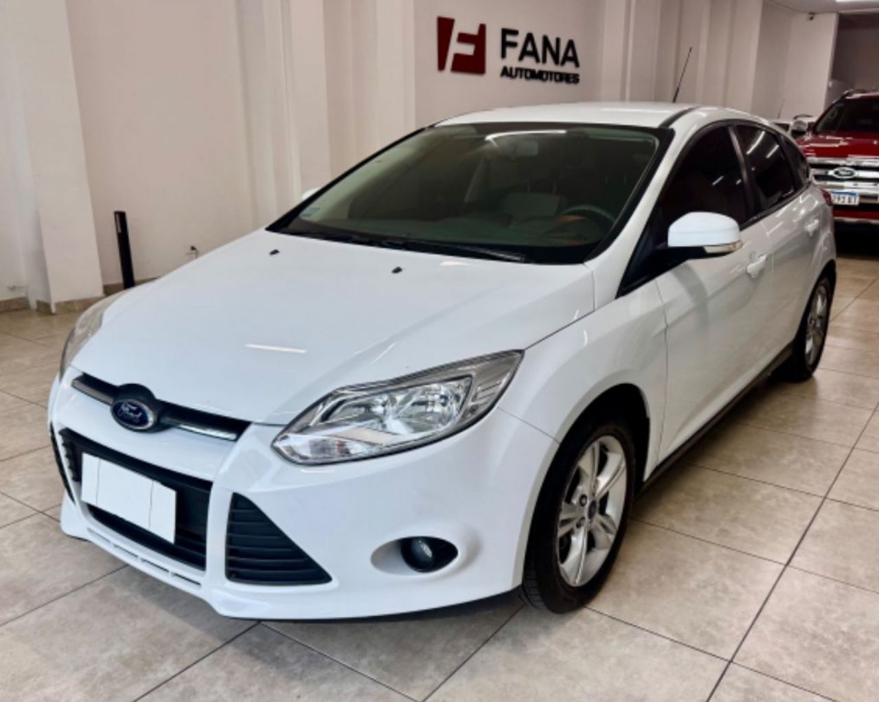 Ford Focus Usado Financiado en Mendoza, deRuedas