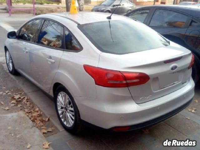 Ford Focus Usado en Mendoza, deRuedas