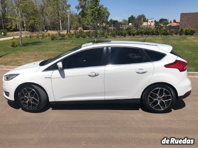 Ford Focus Usado en Mendoza, deRuedas
