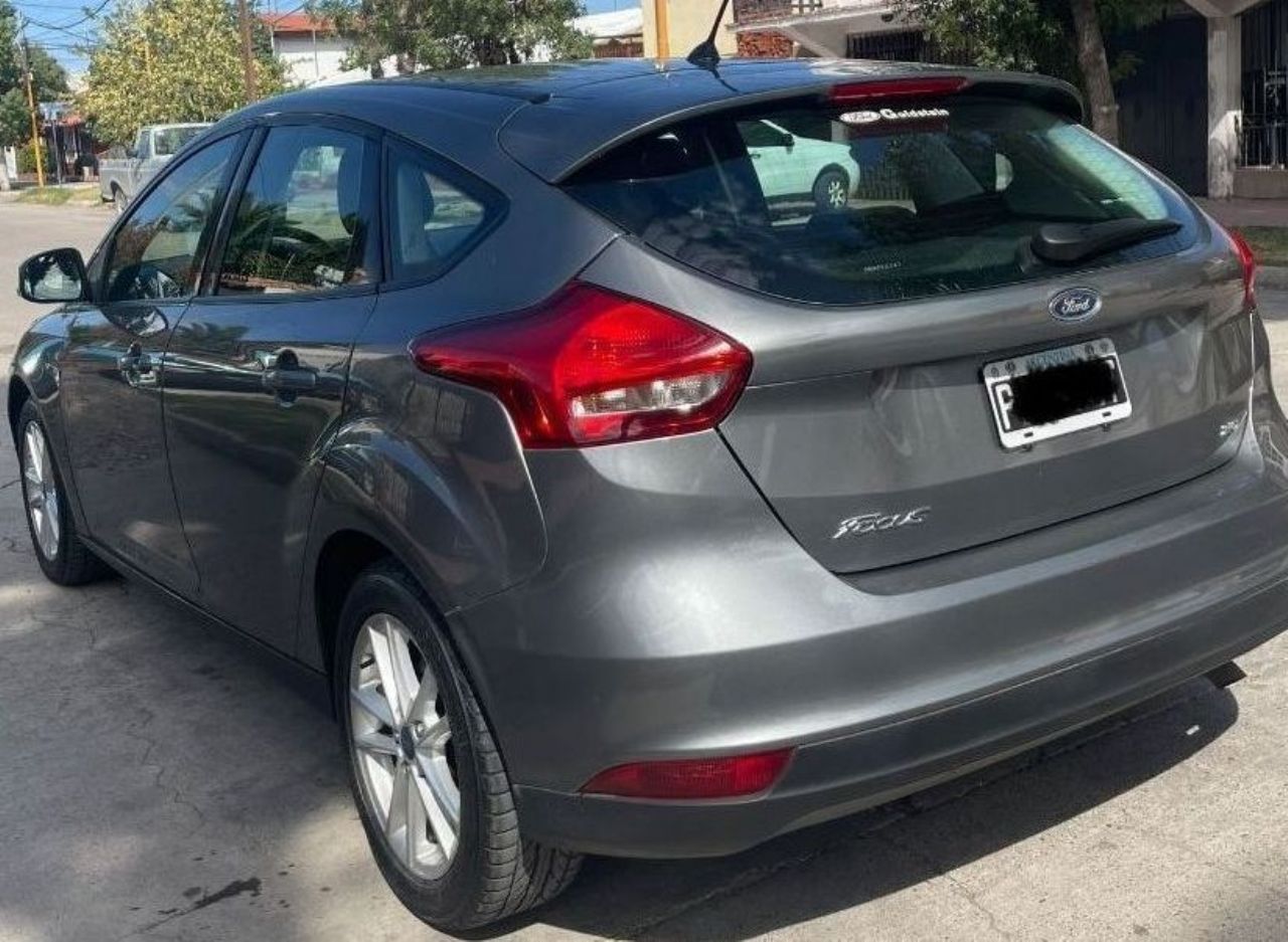 Ford Focus Usado en Mendoza, deRuedas