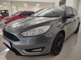 Ford Focus Usado en San Juan Financiado
