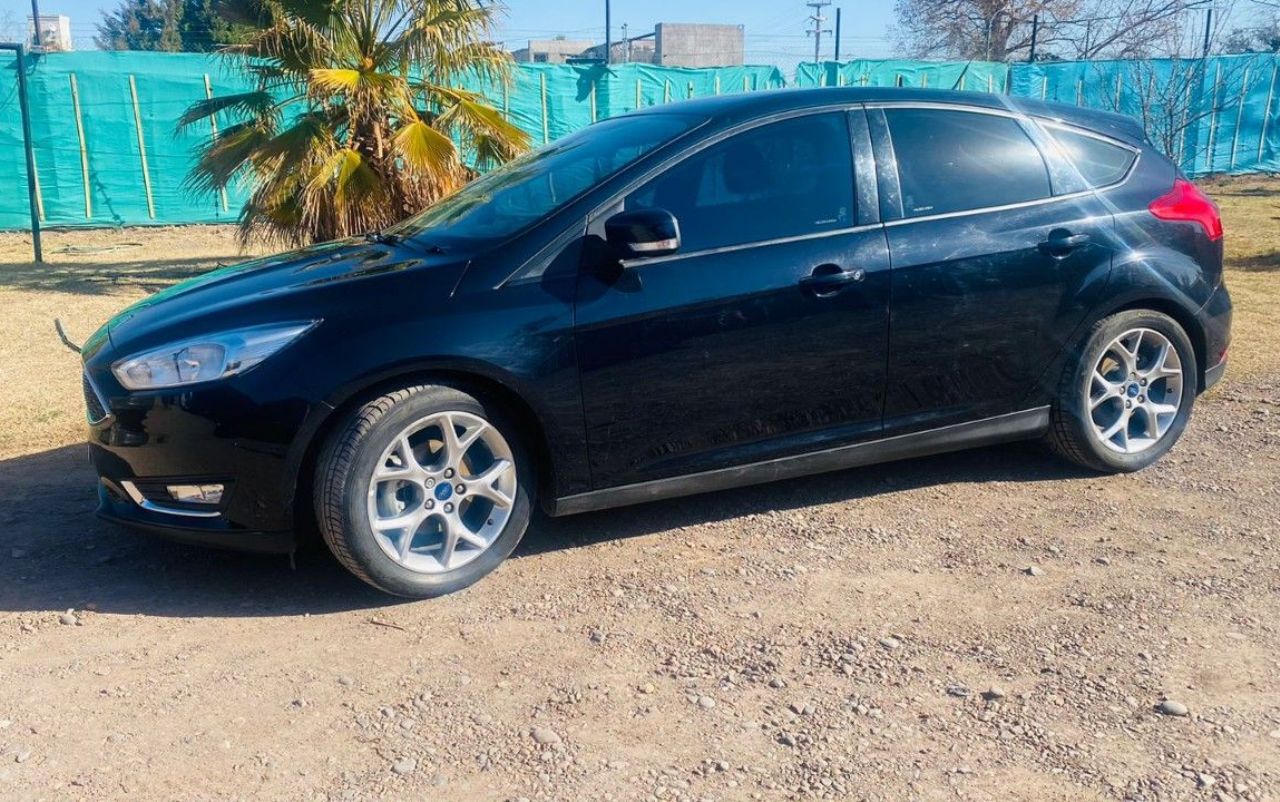 Ford Focus Usado en Mendoza, deRuedas