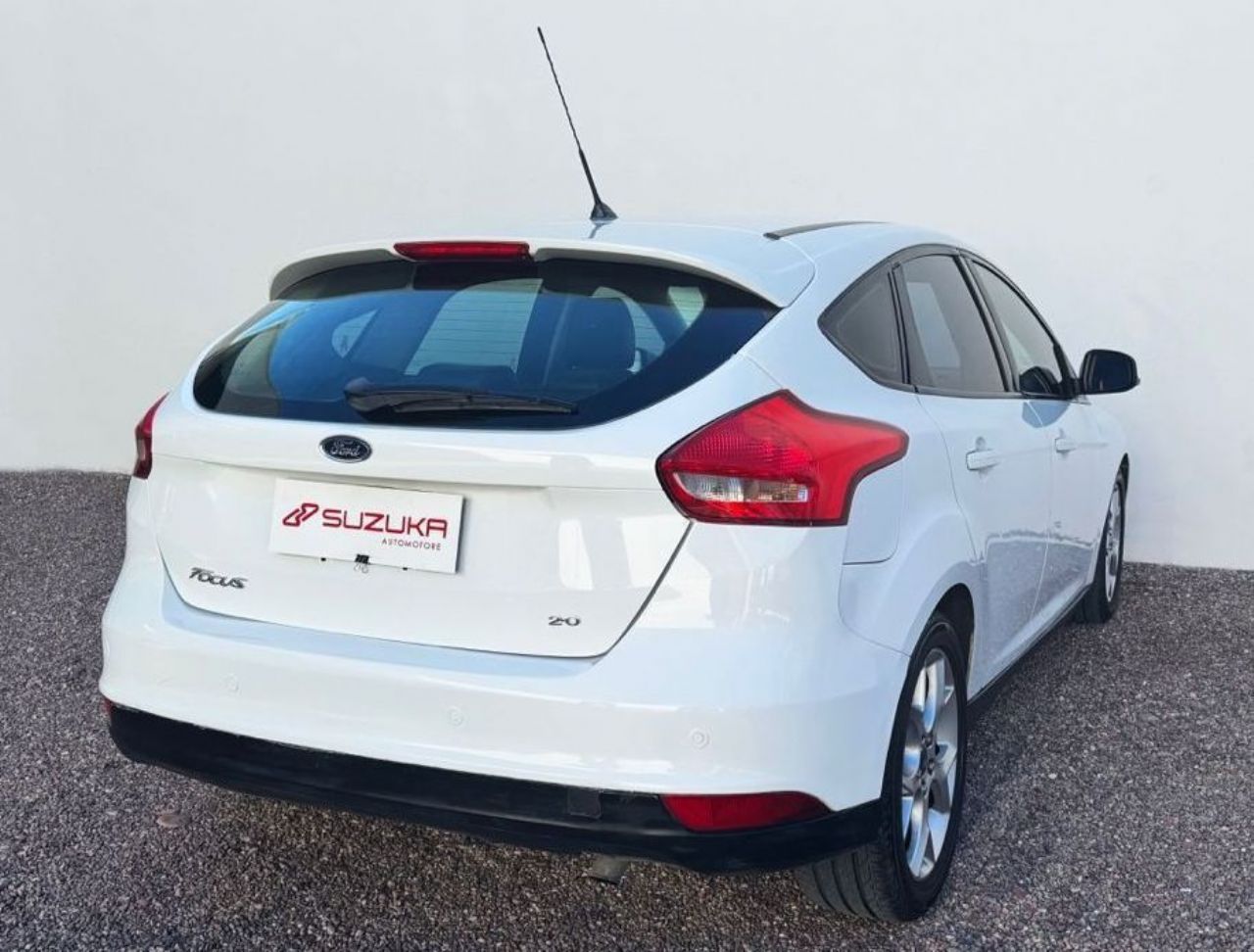 Ford Focus Usado Financiado en Mendoza, deRuedas