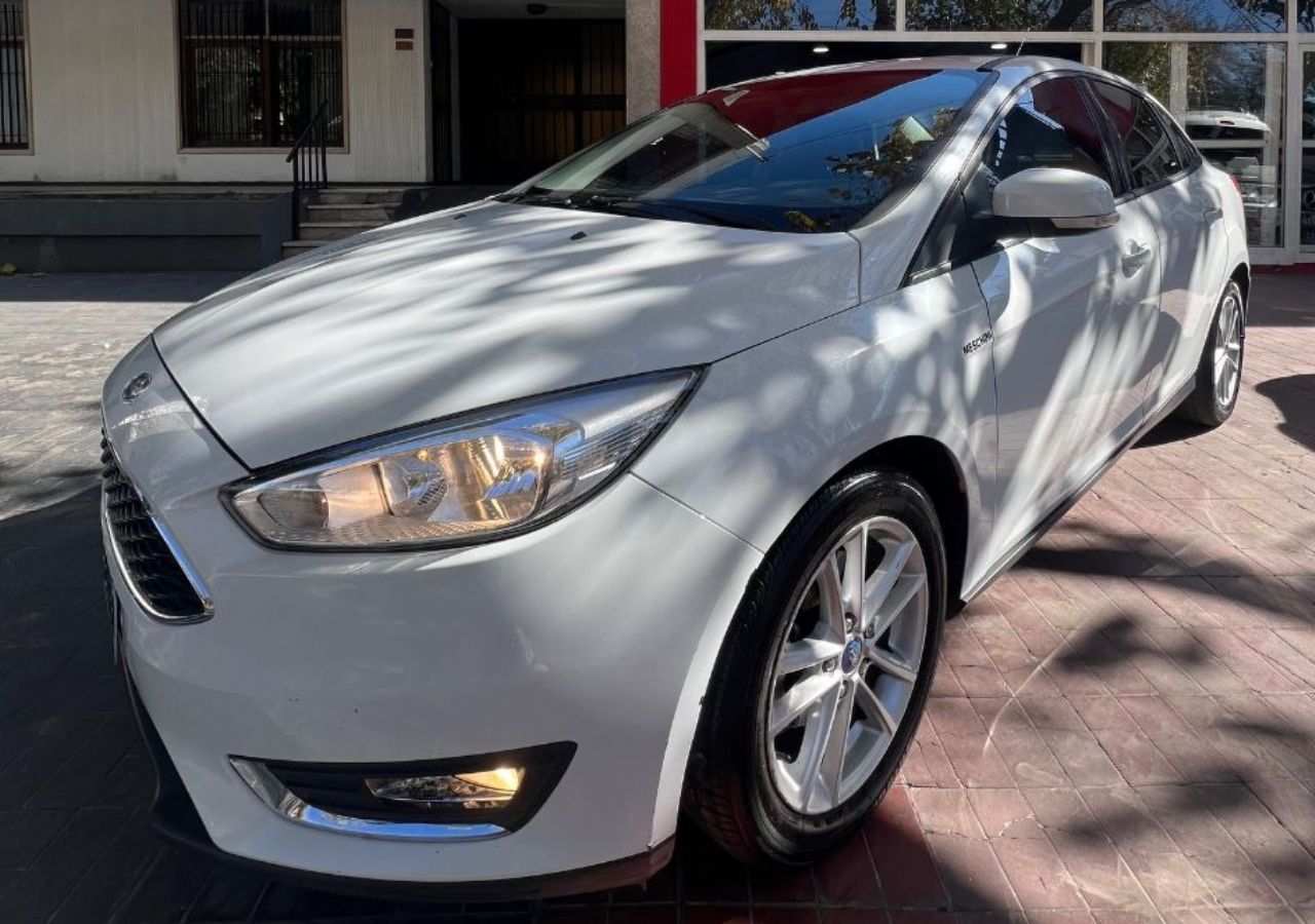Ford Focus Usado en Mendoza, deRuedas