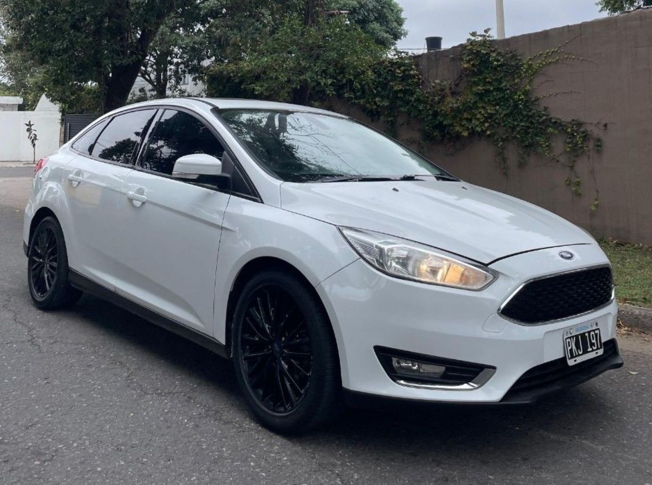 Ford Focus Usado Financiado en Córdoba, deRuedas