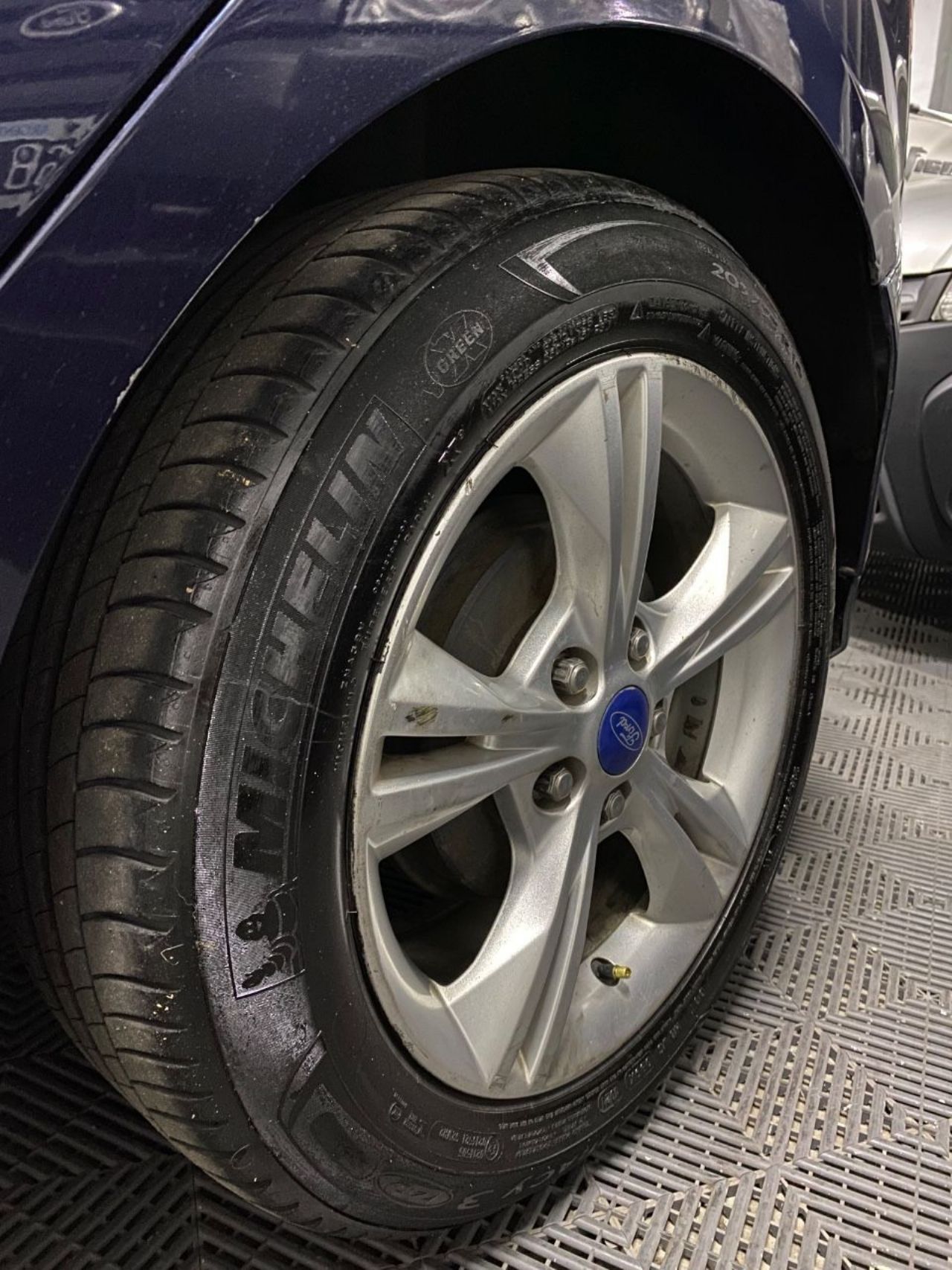 Ford Focus Usado Financiado en Mendoza, deRuedas