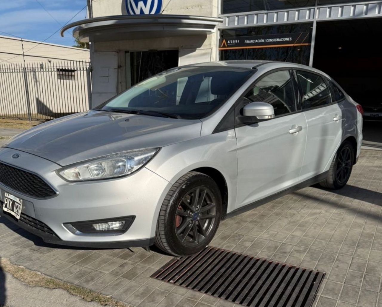 Ford Focus Usado Financiado en Mendoza, deRuedas