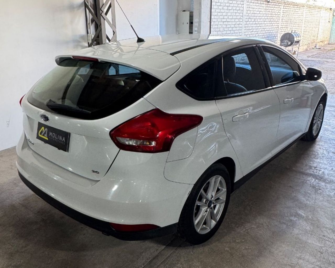 Ford Focus Usado Financiado en Mendoza, deRuedas