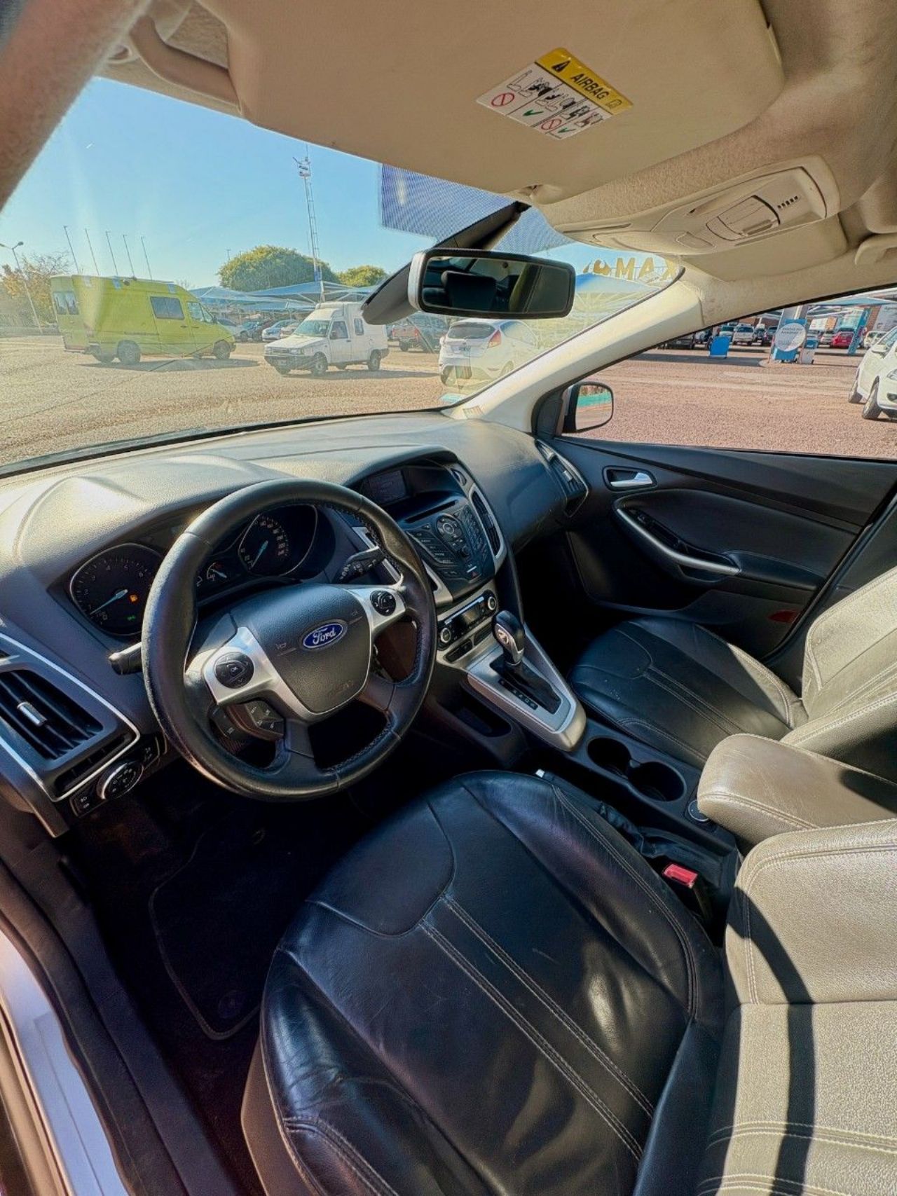 Ford Focus Usado Financiado en Mendoza, deRuedas