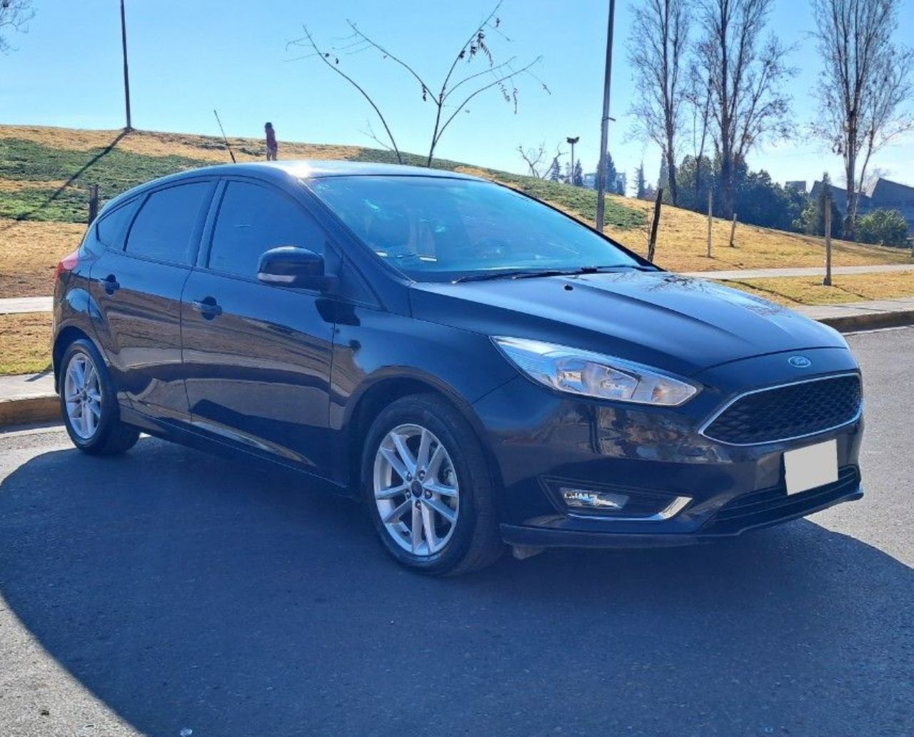 Ford Focus Usado Financiado en Mendoza, deRuedas