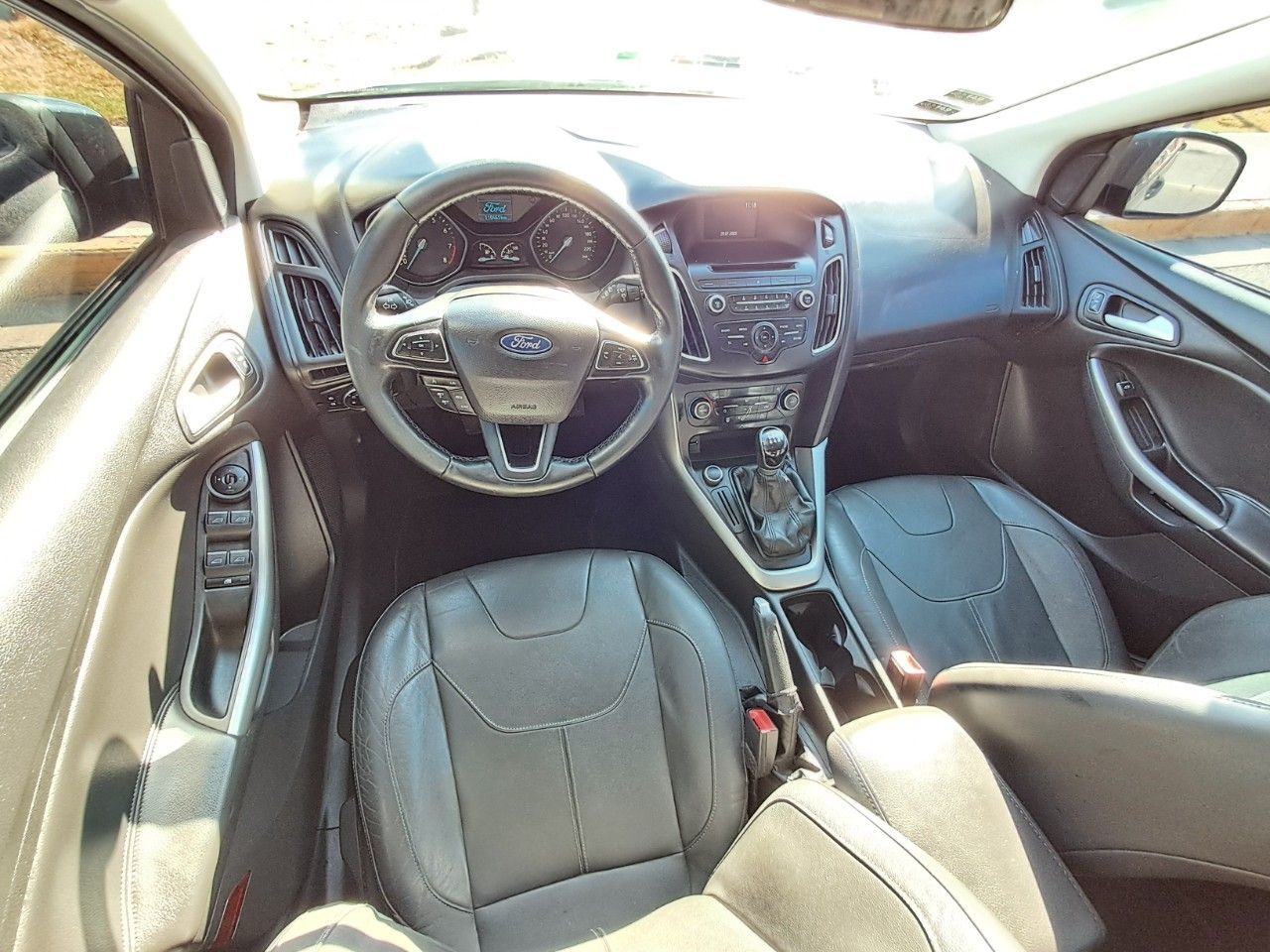 Ford Focus Usado Financiado en Mendoza, deRuedas