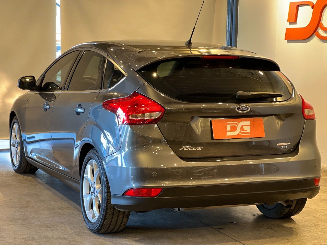 Ford Focus Usado Financiado en Córdoba, deRuedas