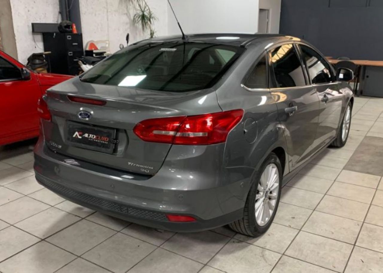 Ford Focus Usado en Mendoza, deRuedas
