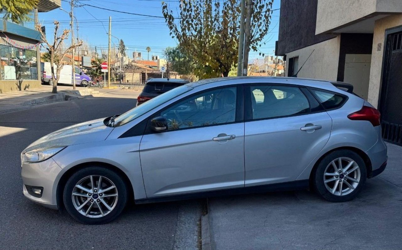 Ford Focus Usado en Mendoza, deRuedas