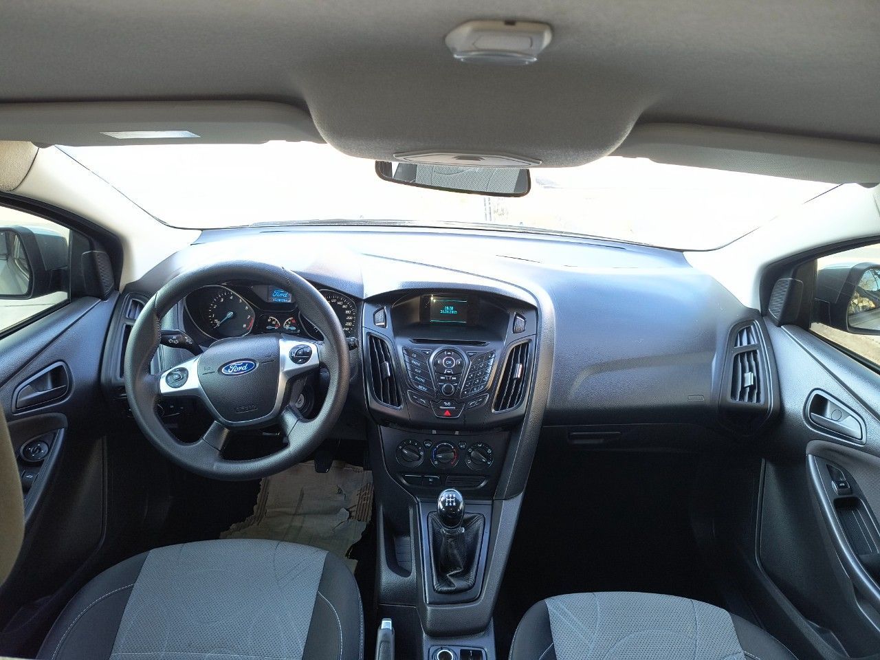Ford Focus Usado Financiado en Mendoza, deRuedas