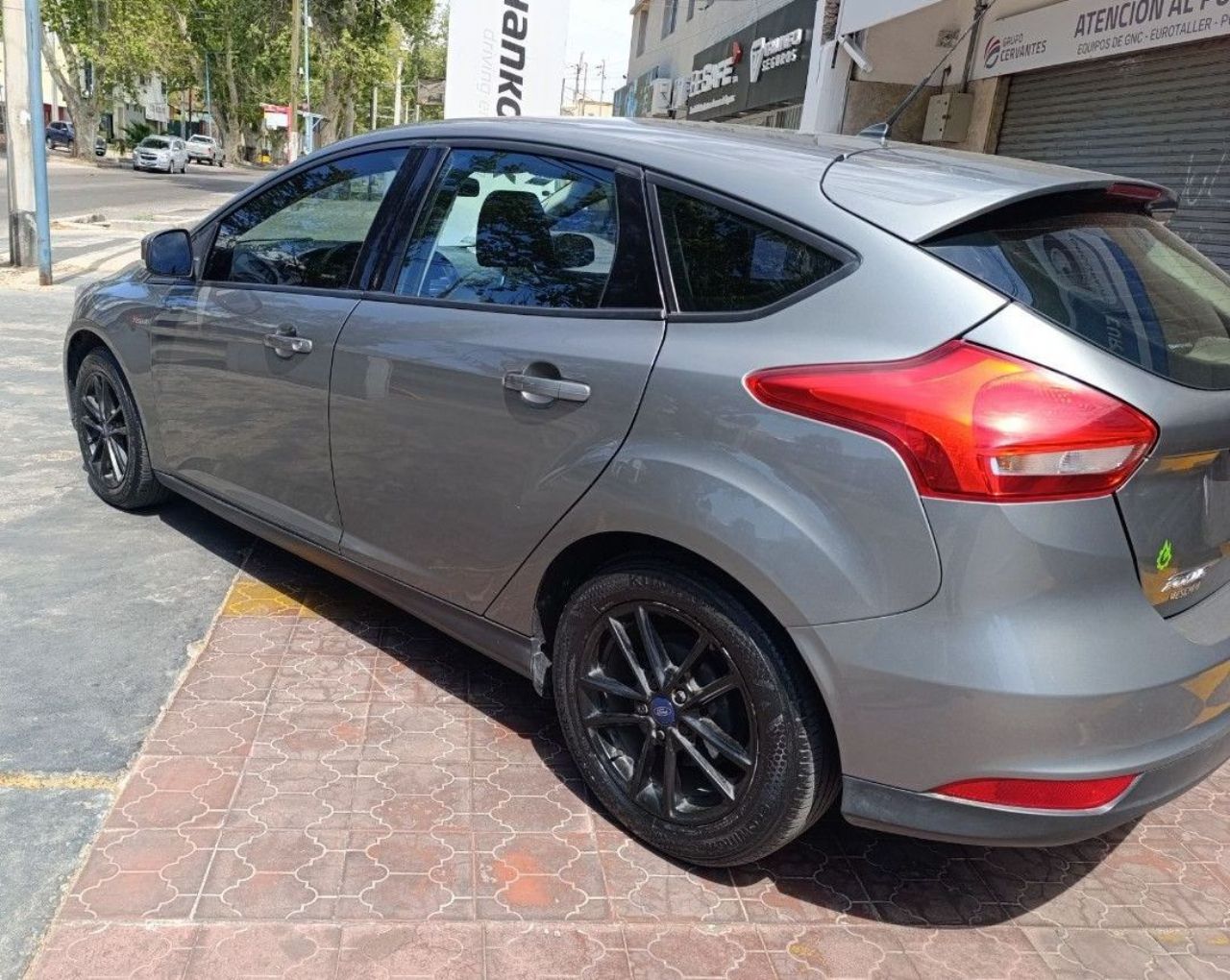 Ford Focus Usado en Mendoza, deRuedas