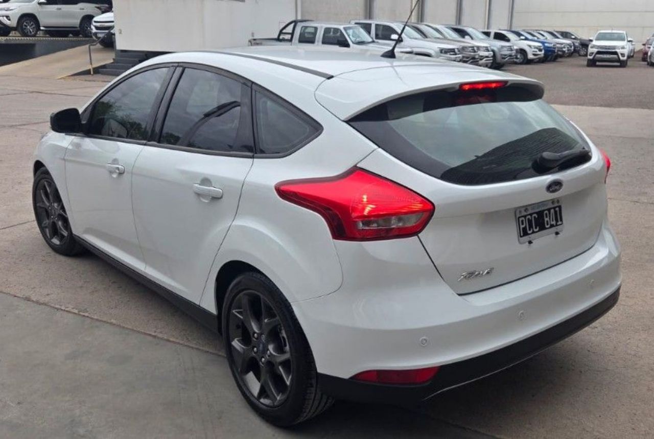 Ford Focus Usado en Mendoza, deRuedas