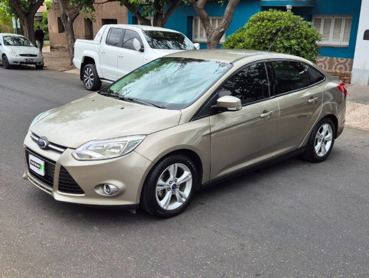 Ford Focus Usado Financiado en Mendoza, deRuedas