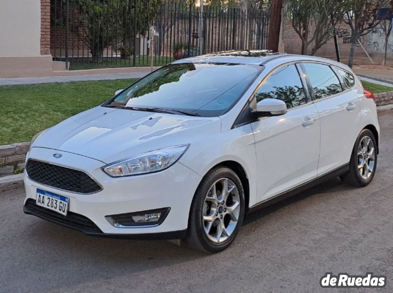 Ford Focus Usado en Mendoza, deRuedas